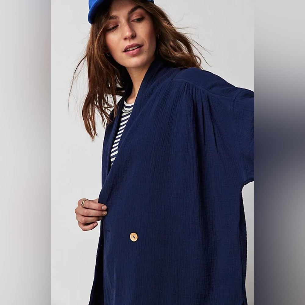 Free People Lou Blazer Shirt Navy - Picture 3 of 8